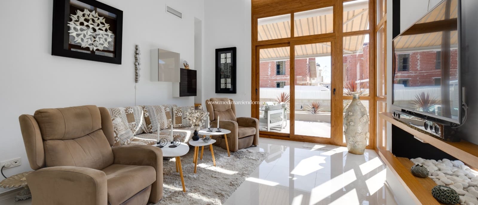 Chalet de 3 habitaciones en Doña Pepa en venta con piscina garaje - 585.000 € (Ref: 9877587)