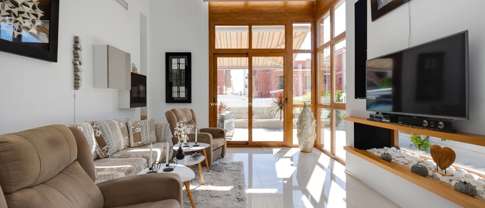 Chalet de 3 habitaciones en Doña Pepa en venta con piscina garaje - 585.000 € (Ref: 9877587)