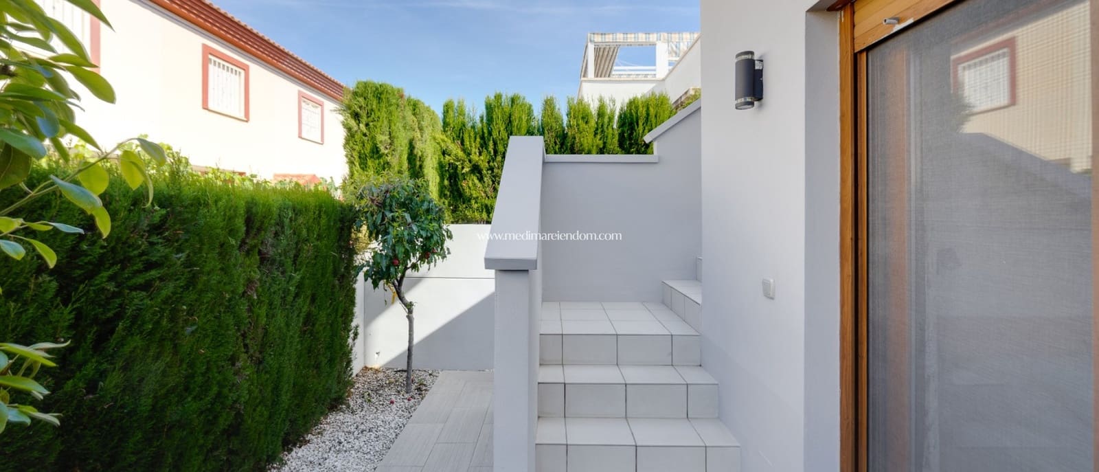 Chalet de 3 habitaciones en Doña Pepa en venta con piscina garaje - 585.000 € (Ref: 9877587)
