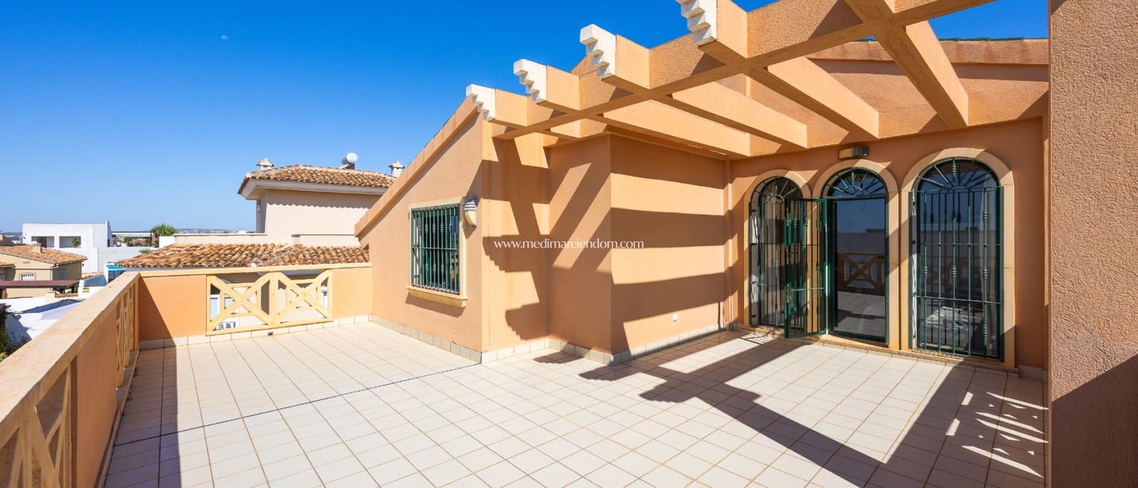 5 chambre Villa/Maison à vendre à Ciudad Quesada avec piscine garage - 489 000 € (Ref: 9999448)