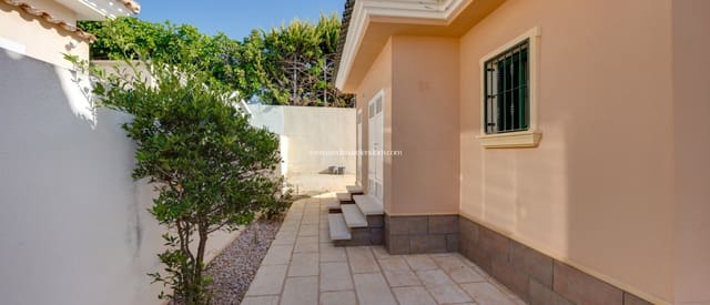 5 Zimmer Villa zu verkaufen in Ciudad Quesada, Rojales mit Pool Garage - 489.000 € (Ref: 9999448)