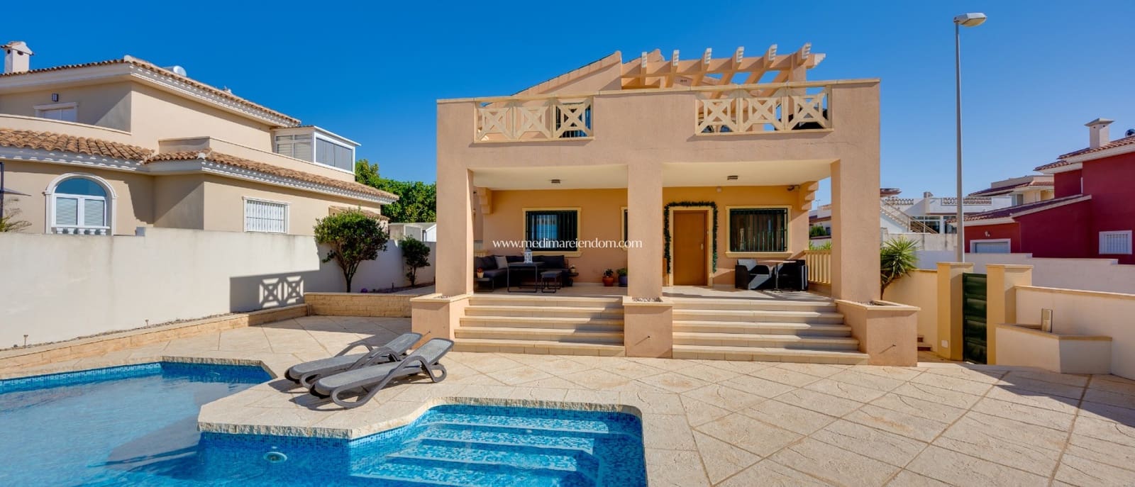 5 chambre Villa/Maison à vendre à Ciudad Quesada avec piscine garage - 489 000 € (Ref: 9999448)