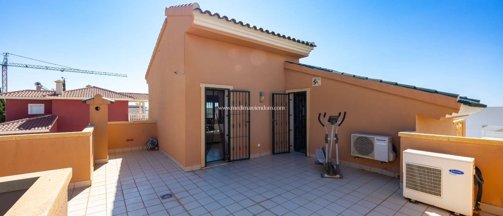 5 chambre Villa/Maison à vendre à Ciudad Quesada avec piscine garage - 489 000 € (Ref: 9999448)
