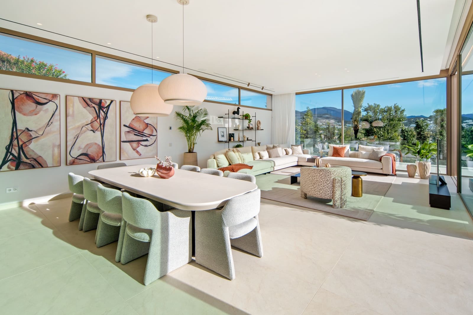 Chalet de 5 habitaciones en Nueva Andalucia en venta con piscina garaje - 11.750.000 € (Ref: 10021013)