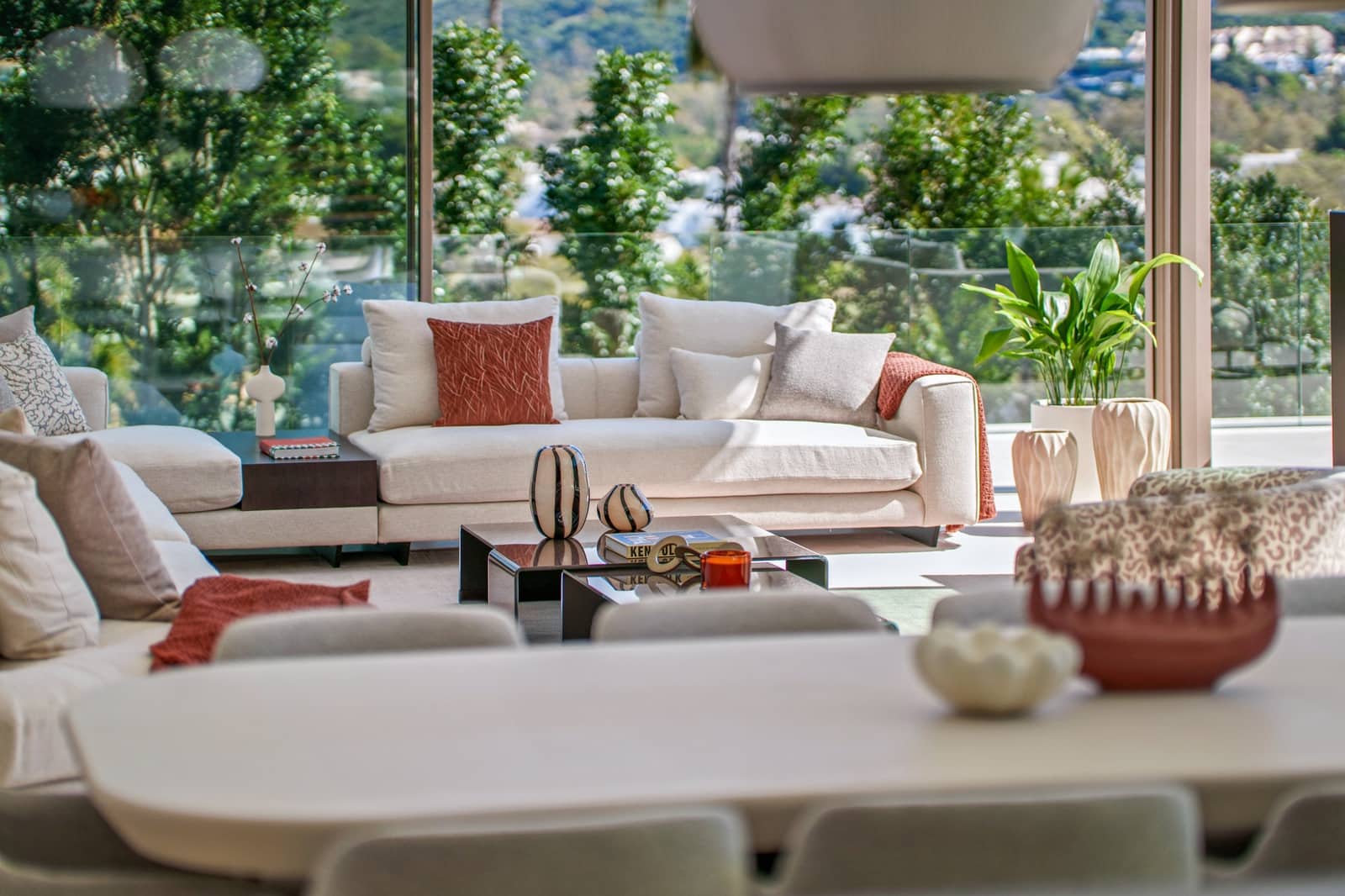 Chalet de 5 habitaciones en Nueva Andalucia en venta con piscina garaje - 11.750.000 € (Ref: 10021013)
