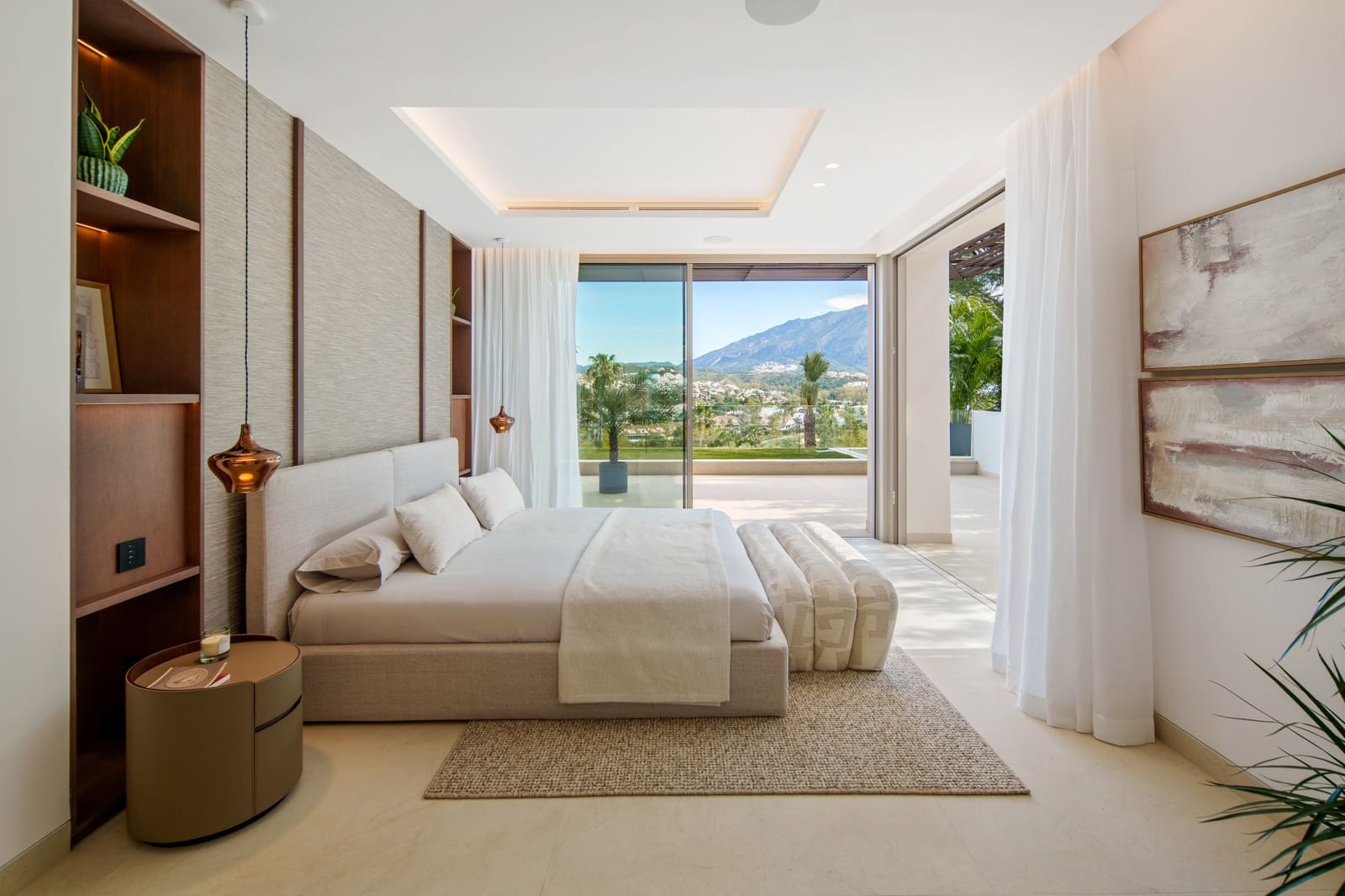 Chalet de 5 habitaciones en Nueva Andalucia en venta con piscina garaje - 11.750.000 € (Ref: 10021013)