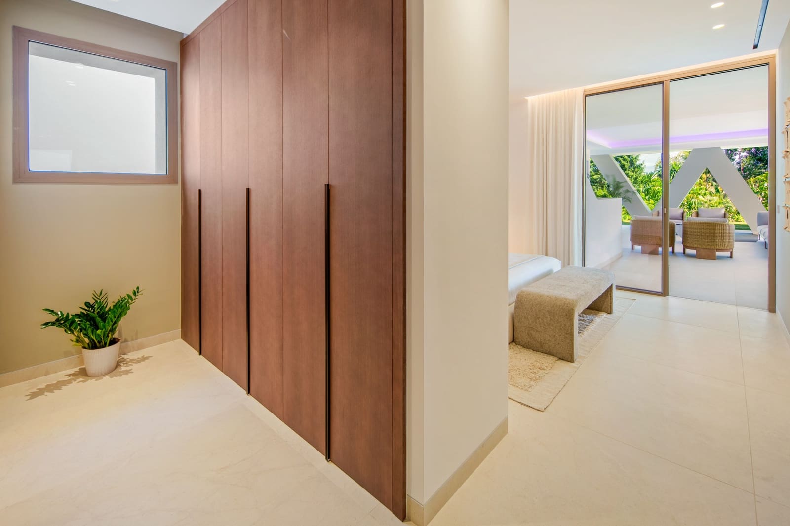 Chalet de 5 habitaciones en Nueva Andalucia en venta con piscina garaje - 11.750.000 € (Ref: 10021013)