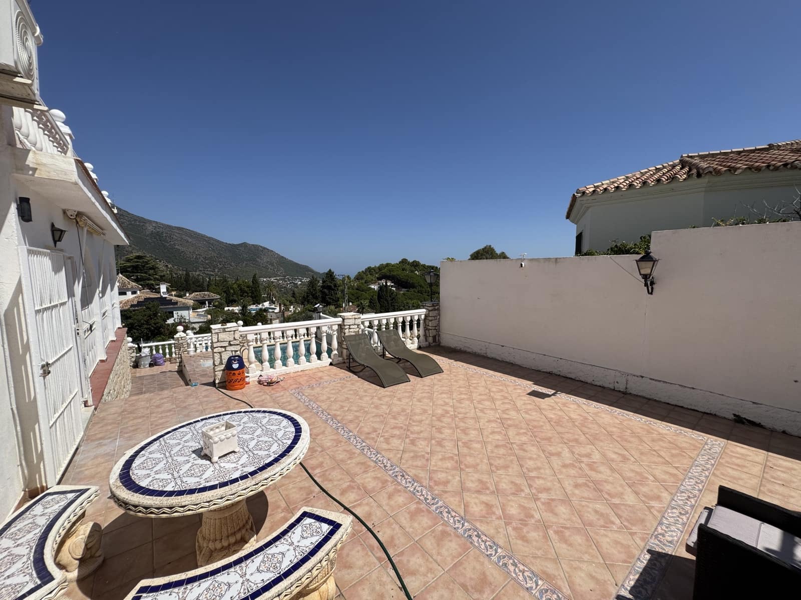 5 soverom Villa til salgs i Mijas med svømmebasseng garasje - € 1 099 000 (Ref: 10024242)