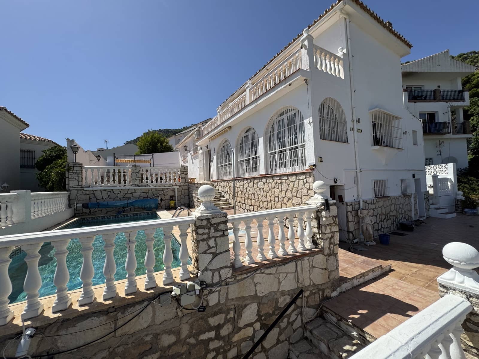 5 soverom Villa til salgs i Mijas med svømmebasseng garasje - € 1 099 000 (Ref: 10024242)