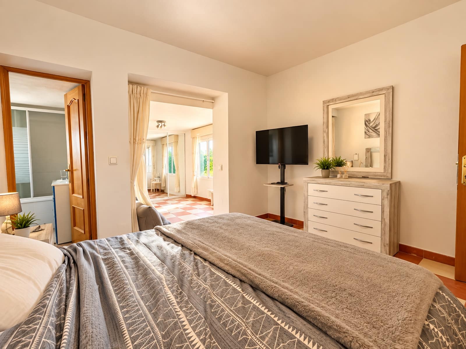 5 chambre Villa/Maison à vendre à Mijas avec piscine garage - 1 099 000 € (Ref: 10024242)