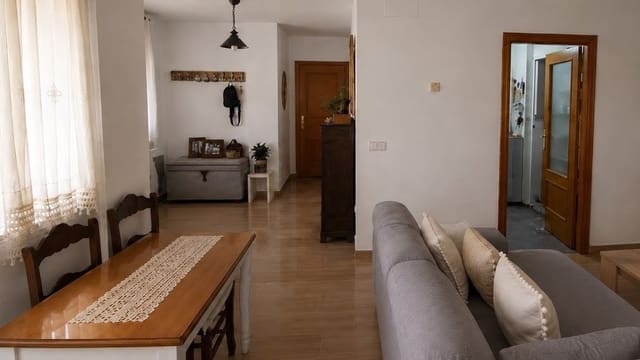 3 bedroom Apartment for sale in Santa Eulalia / Santa Eularia - € 635,000 (Ref: 10032137)