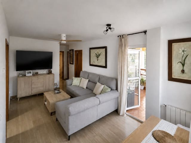 3 bedroom Apartment for sale in Santa Eulalia / Santa Eularia - € 635,000 (Ref: 10032137)