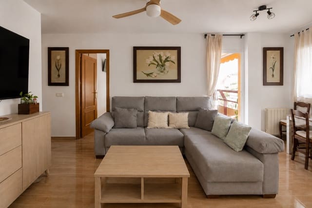 3 bedroom Apartment for sale in Santa Eulalia / Santa Eularia - € 635,000 (Ref: 10032137)