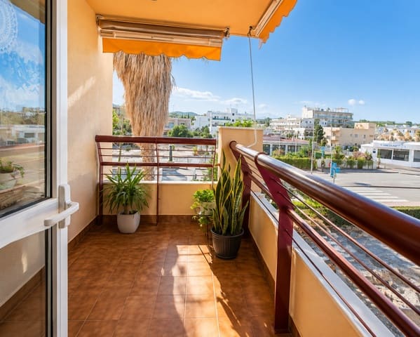 3 bedroom Apartment for sale in Santa Eulalia / Santa Eularia - € 635,000 (Ref: 10032137)