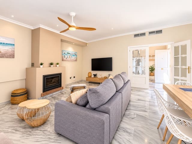 4 sovrum Semi-fristående Villa till salu i Marbella med pool garage - 750 000 € (Ref: 10035470)