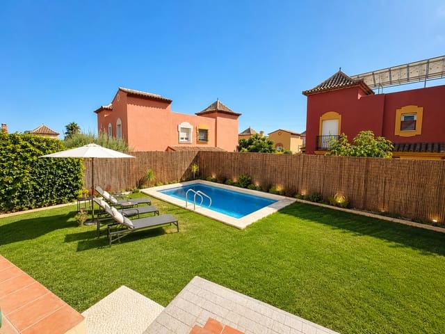 4 sovrum Semi-fristående Villa till salu i Marbella med pool garage - 750 000 € (Ref: 10035470)