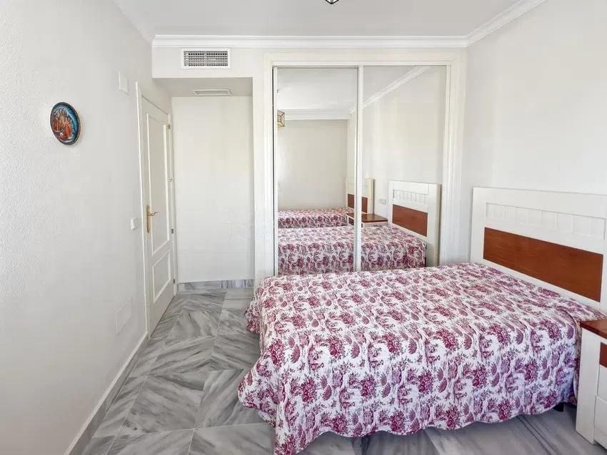 2 soveværelse Penthouse til salg i Marbella med swimmingpool garage - € 515.000 (Ref: 10038400)