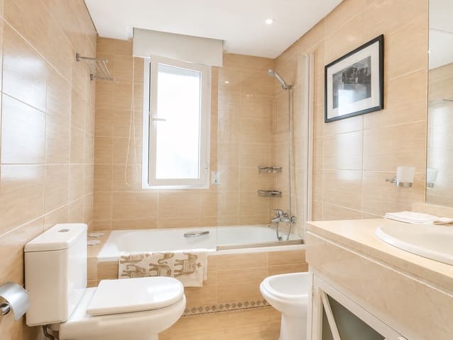 2 slaapkamer Penthouse te koop in Marbella met zwembad garage - € 515.000 (Ref: 10038400)