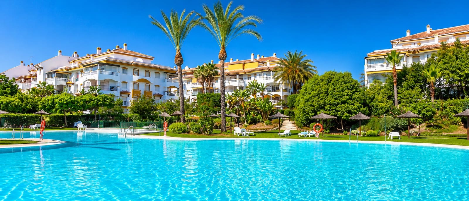 2 soveværelse Penthouse til salg i Marbella med swimmingpool garage - € 515.000 (Ref: 10038400)