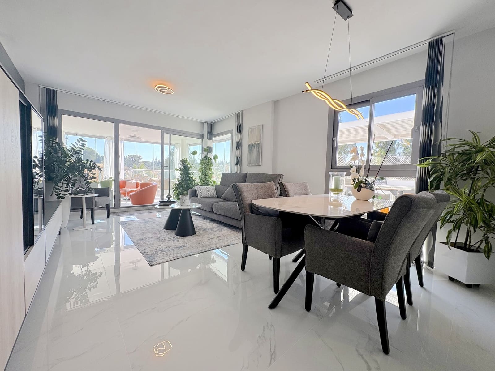 2 chambre Appartement à vendre à El Chaparral avec piscine garage - 620 000 € (Ref: 10050332)
