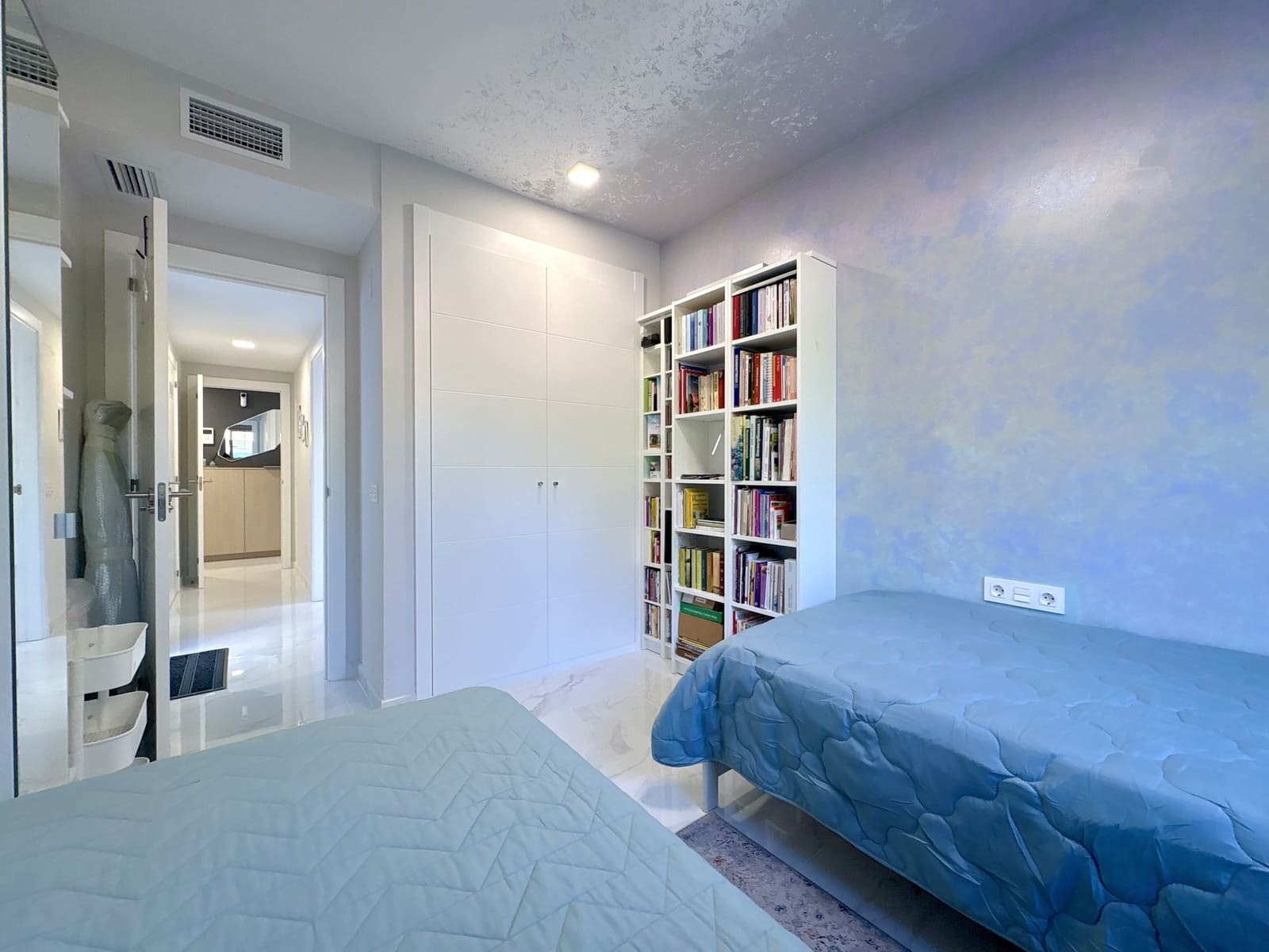 2 chambre Appartement à vendre à El Chaparral avec piscine garage - 620 000 € (Ref: 10050332)