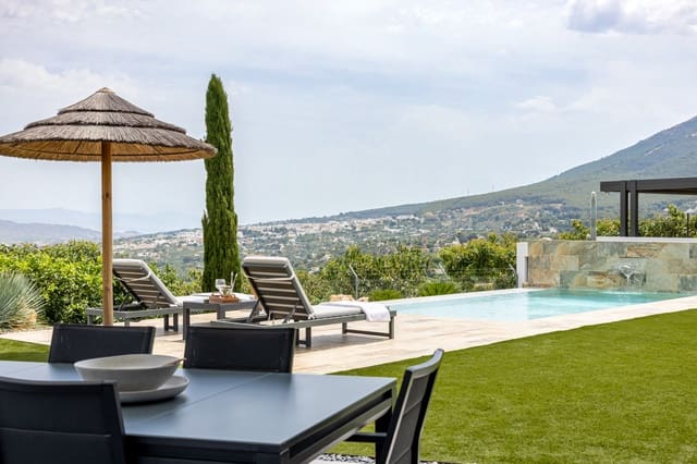 3 Zimmer Villa zu verkaufen in Alhaurín el Grande mit Pool Garage - 829.000 € (Ref: 10075584)