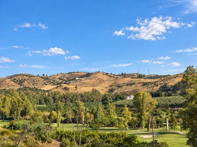 3 soverom Finca/Herregård til salgs i Mijas Costa, Mijas med svømmebasseng garasje - € 950 000 (Ref: 10078197)