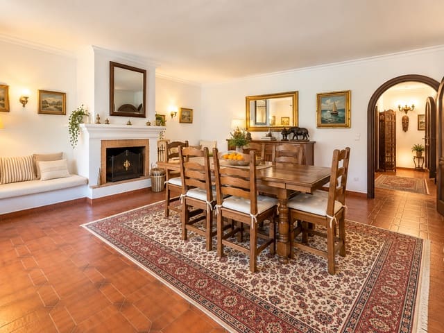 3 soverom Finca/Herregård til salgs i Mijas Costa, Mijas med svømmebasseng garasje - € 950 000 (Ref: 10078197)