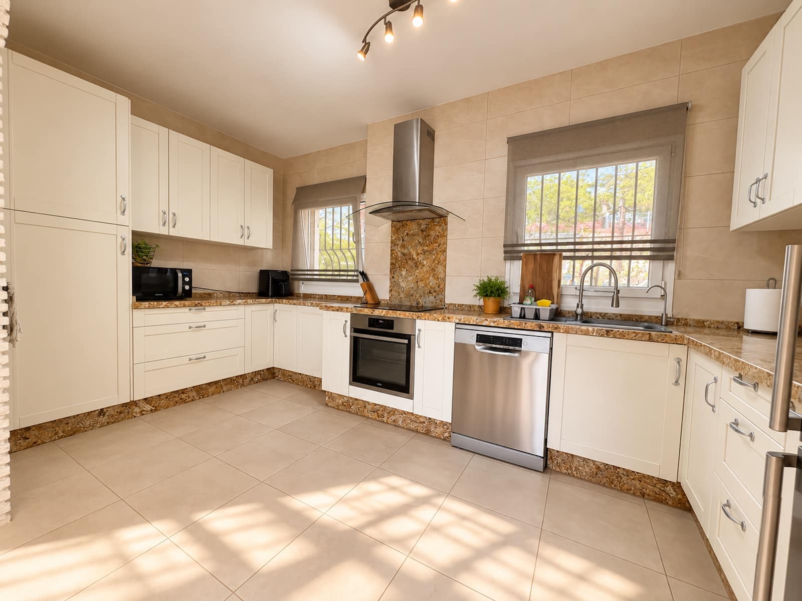 3 chambre Villa/Maison à vendre à Mijas Costa avec piscine garage - 789 000 € (Ref: 10078198)