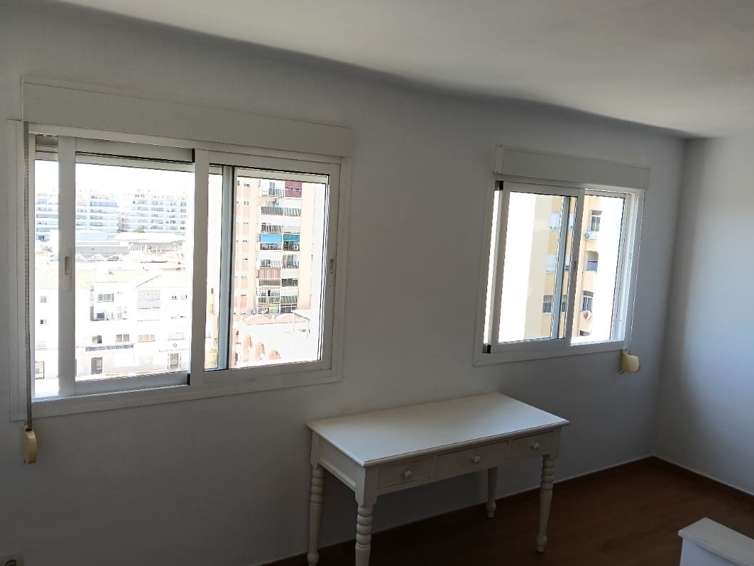 3 soveværelse Lejlighed til salg i San Pedro de Alcantara - € 388.000 (Ref: 10081100)