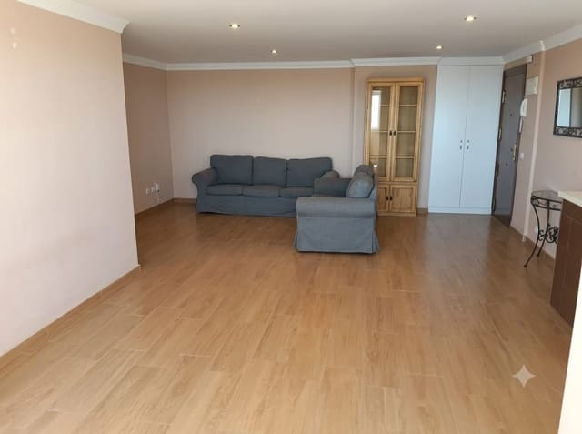 3 soveværelse Lejlighed til salg i San Pedro de Alcantara, Marbella - € 388.000 (Ref: 10081100)