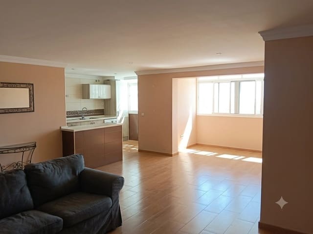3 soveværelse Lejlighed til salg i San Pedro de Alcantara, Marbella - € 388.000 (Ref: 10081100)