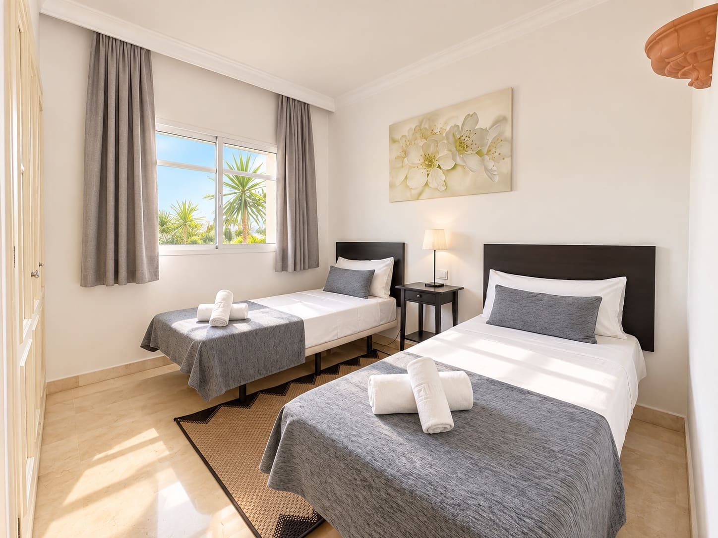 2 sypialnia Apartament na sprzedaż w Marbella z basenem garażem - 520 000 € (Ref: 10086081)