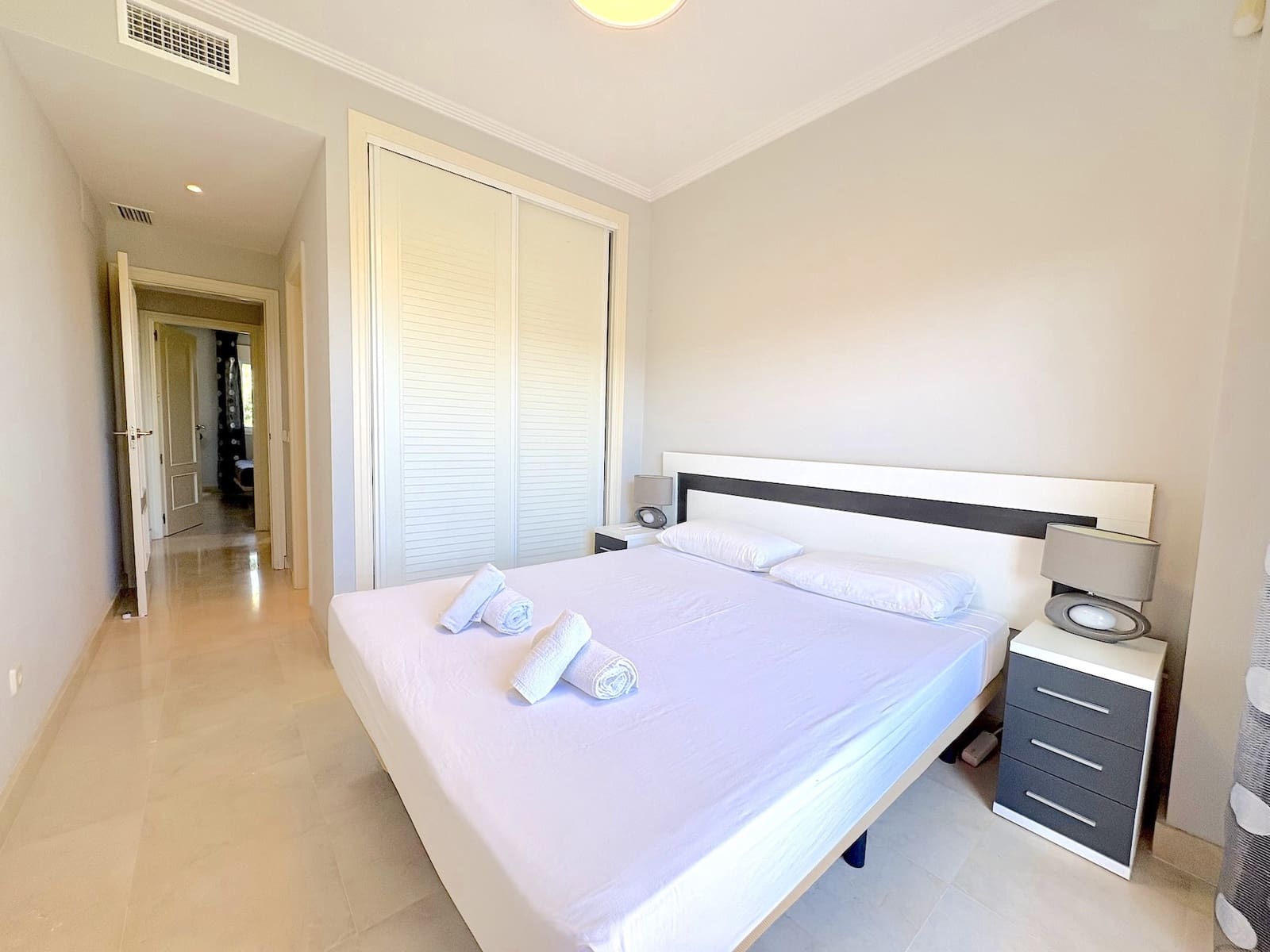 2 soverom Leilighet til salgs i La Cala de Mijas med svømmebasseng garasje - € 379 000 (Ref: 10086083)
