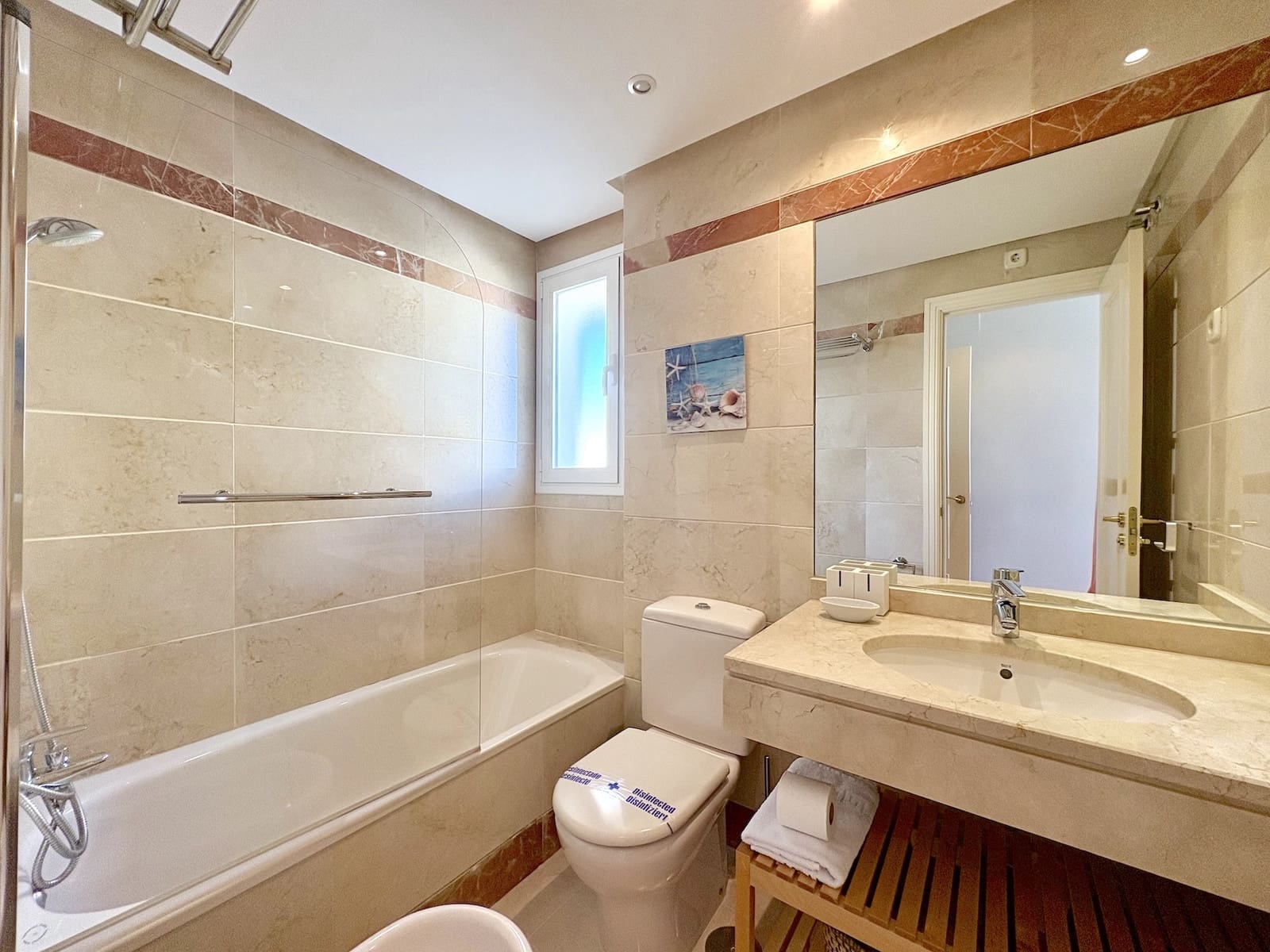 2 soverom Leilighet til salgs i La Cala de Mijas med svømmebasseng garasje - € 379 000 (Ref: 10086083)