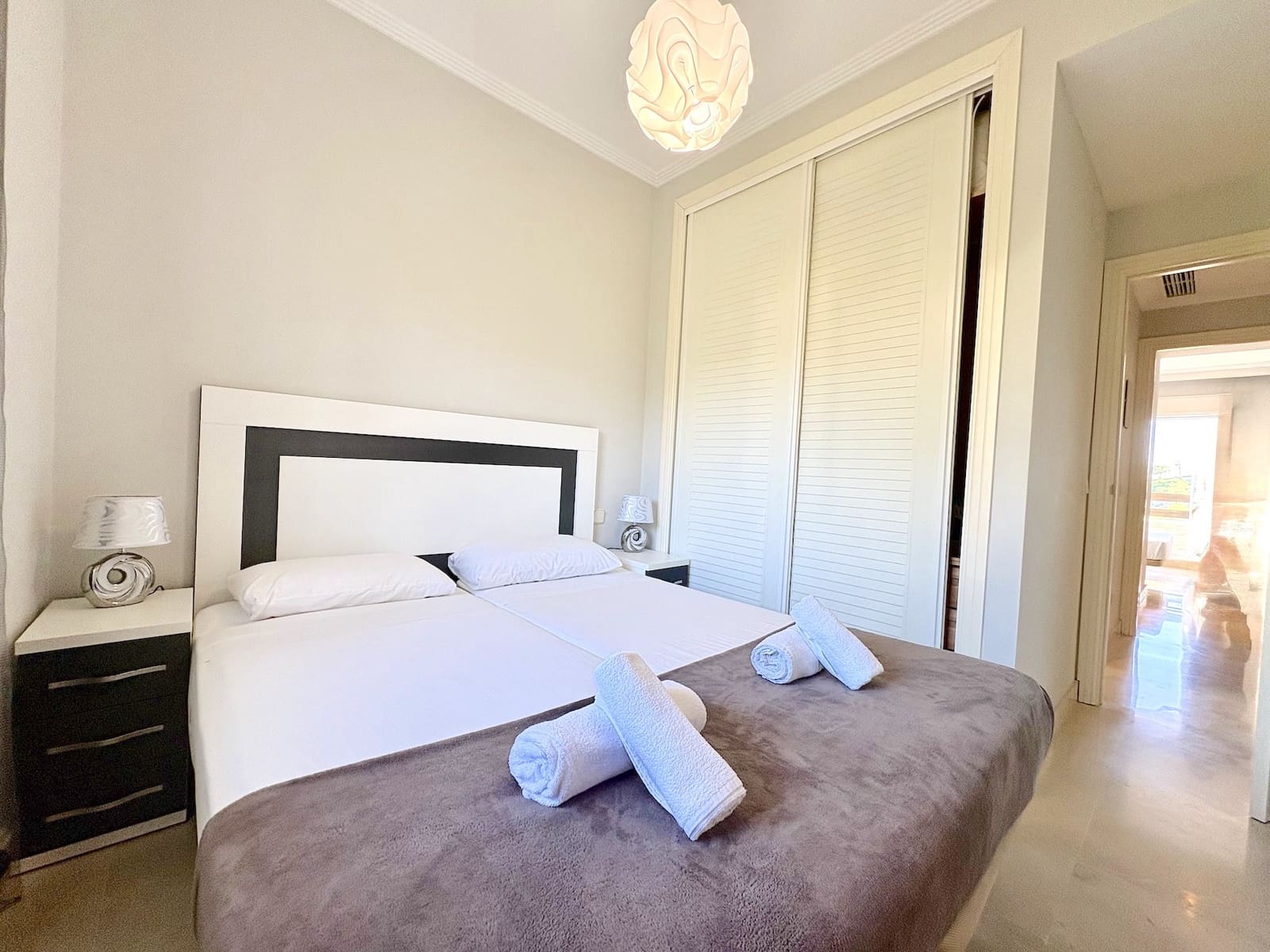 2 soverom Leilighet til salgs i La Cala de Mijas med svømmebasseng garasje - € 379 000 (Ref: 10086083)