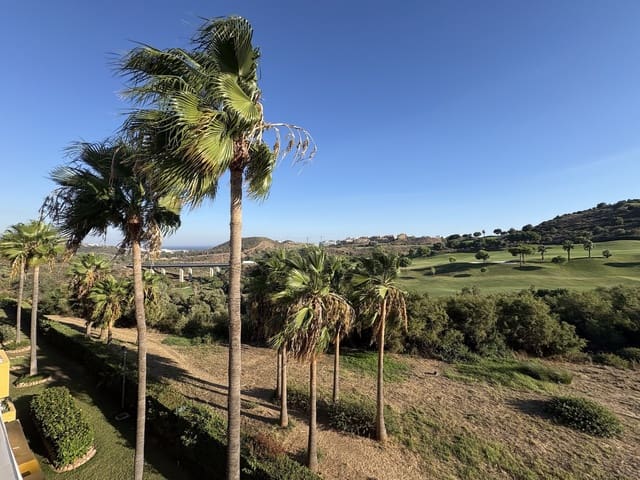 2 soverom Leilighet til salgs i La Cala de Mijas, Mijas med svømmebasseng garasje - € 379 000 (Ref: 10086083)