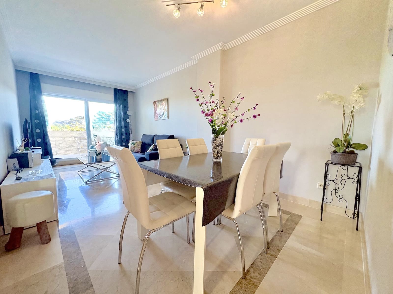 2 soverom Leilighet til salgs i La Cala de Mijas med svømmebasseng garasje - € 379 000 (Ref: 10086083)