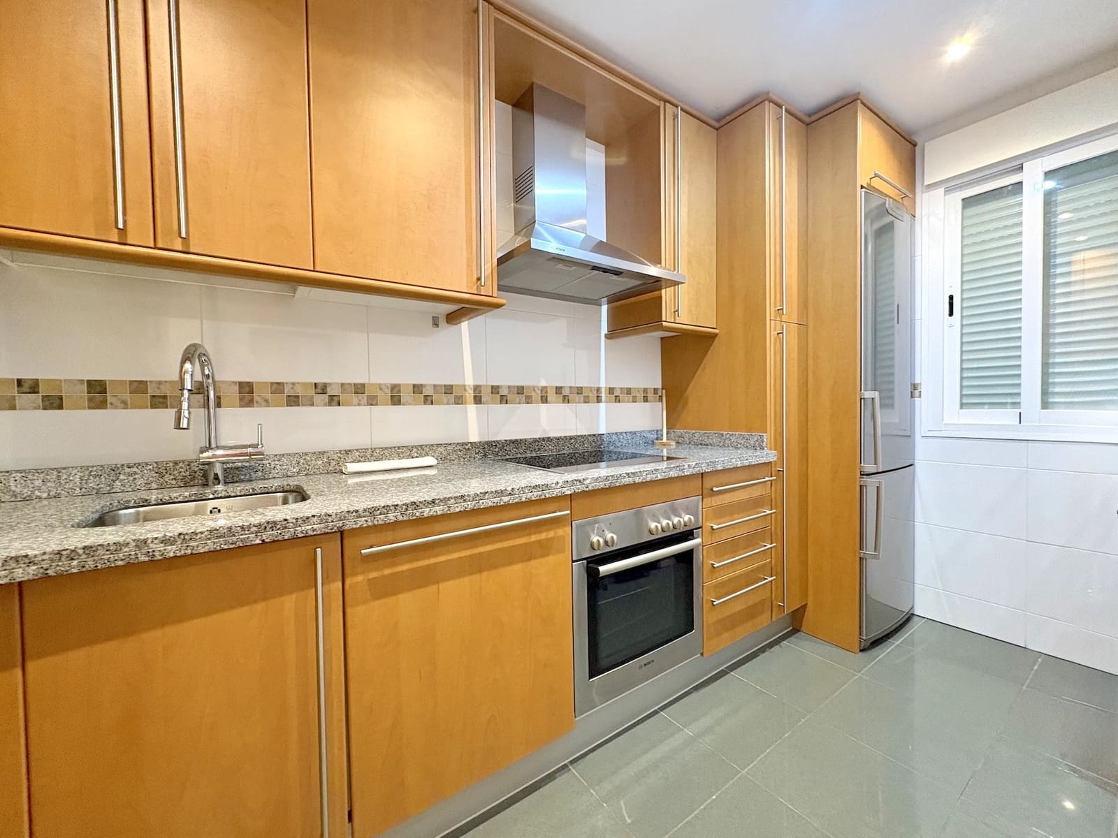 2 soverom Leilighet til salgs i La Cala de Mijas med svømmebasseng garasje - € 379 000 (Ref: 10086083)