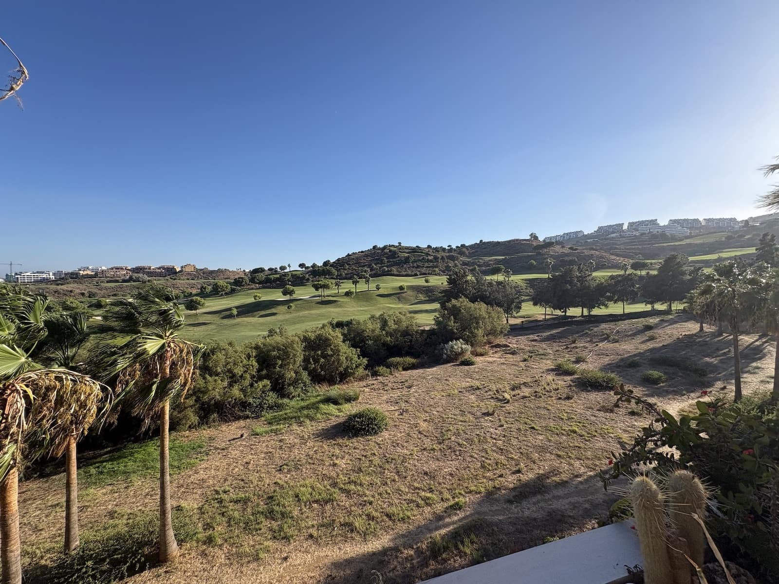 2 soverom Leilighet til salgs i La Cala de Mijas med svømmebasseng garasje - € 379 000 (Ref: 10086083)
