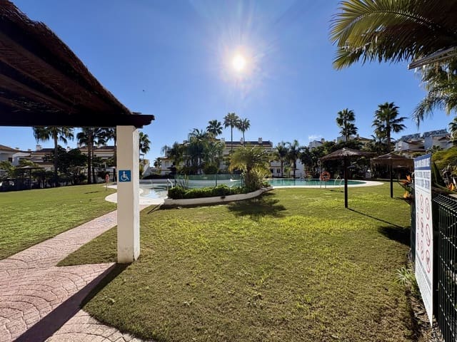 2 soverom Leilighet til salgs i La Cala de Mijas, Mijas med svømmebasseng garasje - € 379 000 (Ref: 10086083)