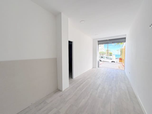 Local Comercial en Puerto Marina, Benalmádena en venta - 249.000 € (Ref: 10089579)