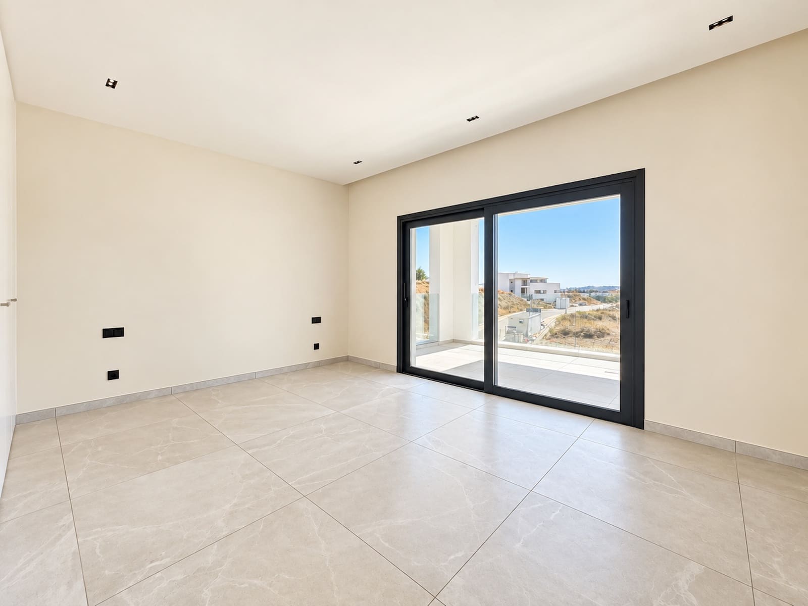 4 Zimmer Villa zu verkaufen in Mijas Costa mit Pool Garage - 3.300.000 € (Ref: 10098313)