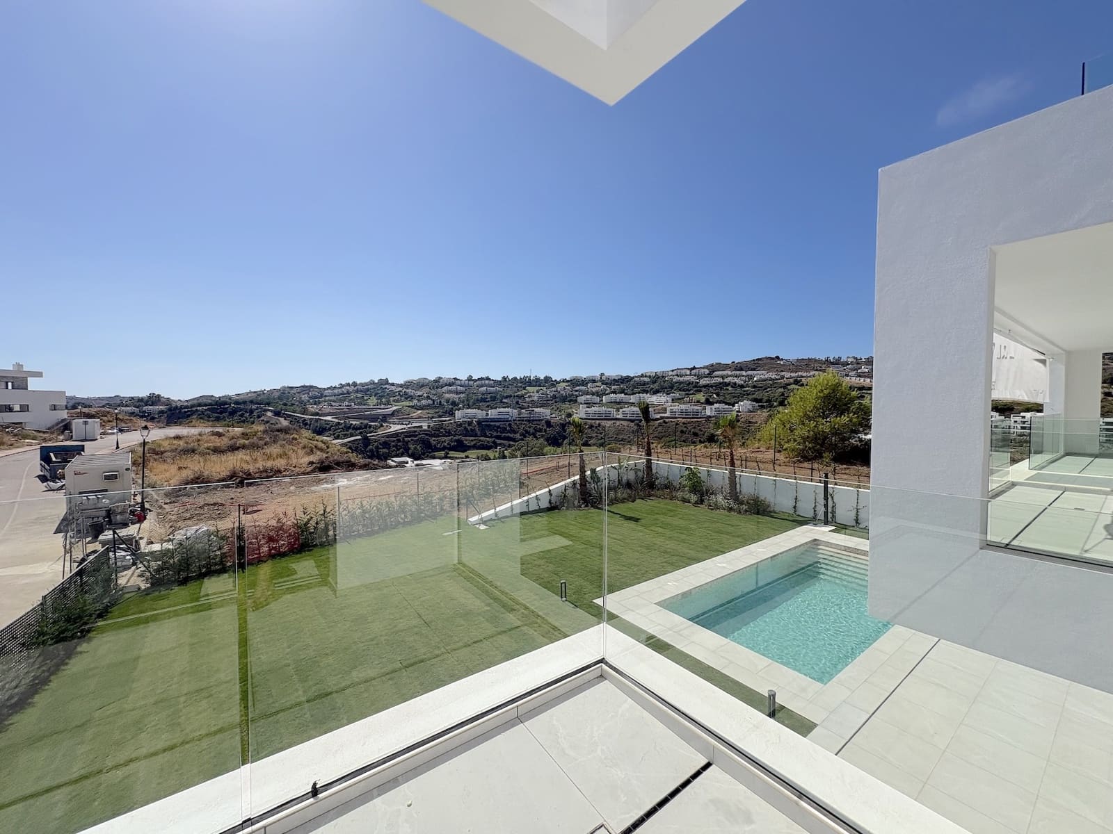 4 Zimmer Villa zu verkaufen in Mijas Costa mit Pool Garage - 3.300.000 € (Ref: 10098313)