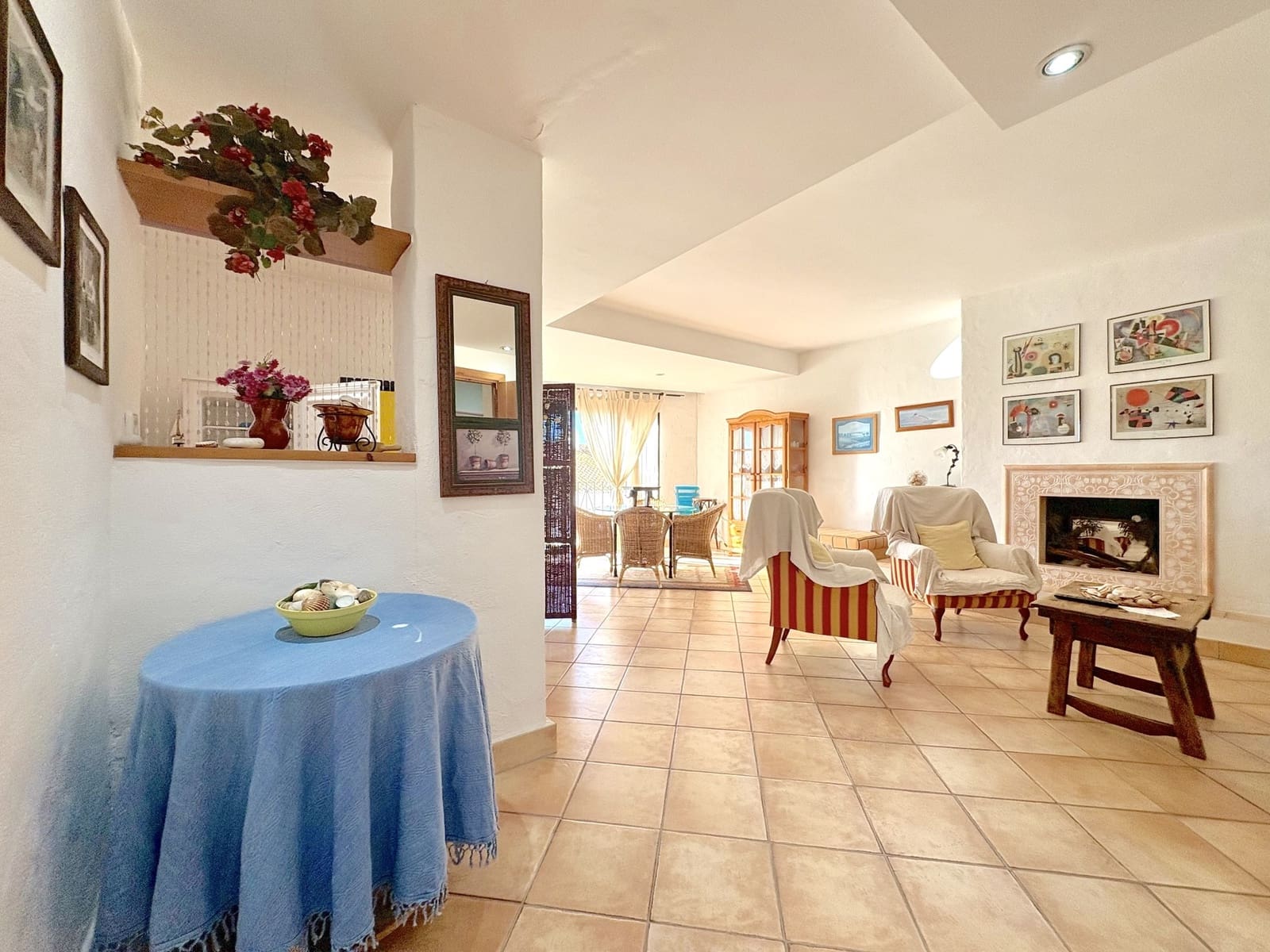2 sovrum Lägenhet till salu i Puerto Banus - 819 000 € (Ref: 10098316)
