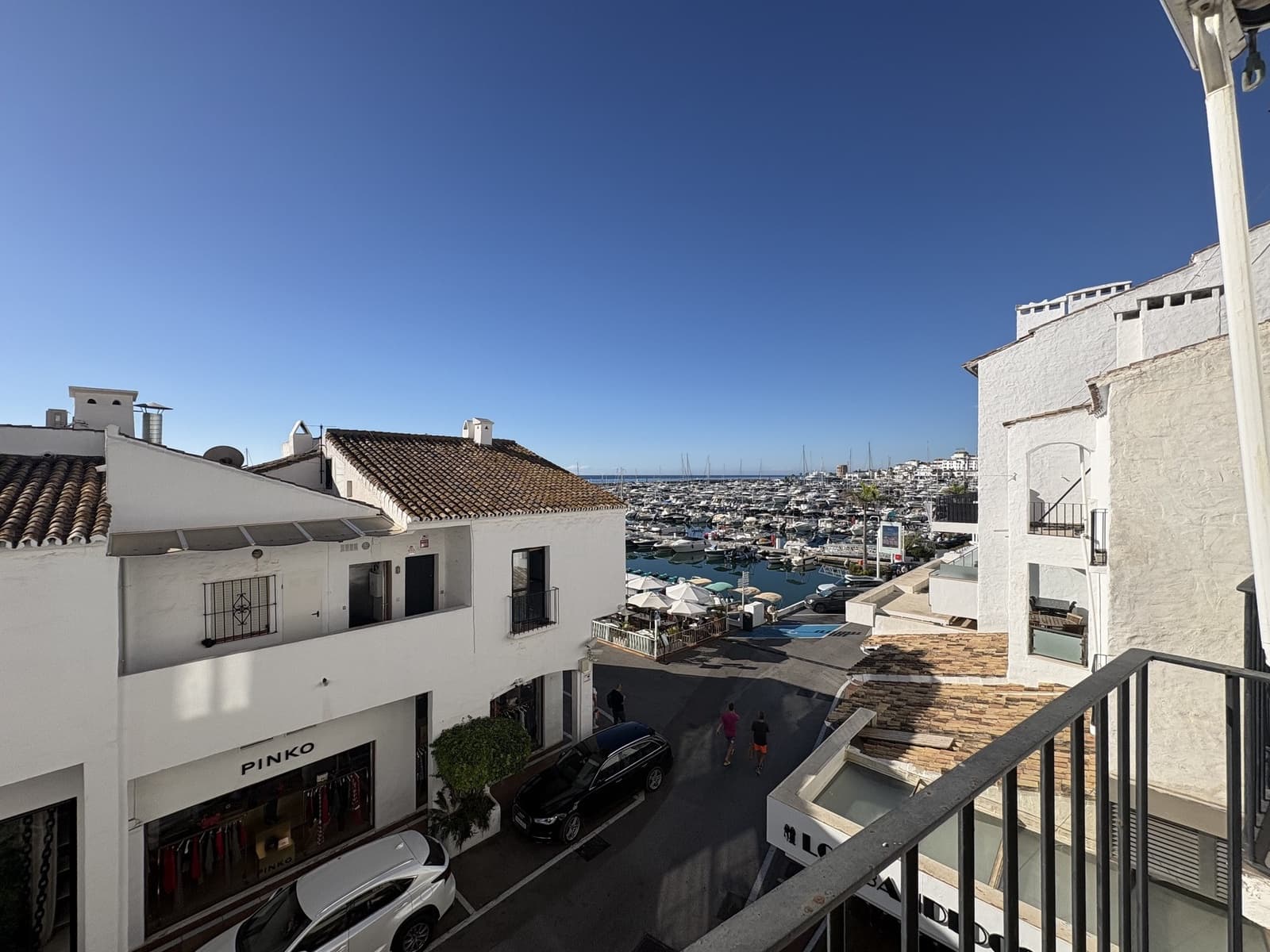 2 sovrum Lägenhet till salu i Puerto Banus - 819 000 € (Ref: 10098316)