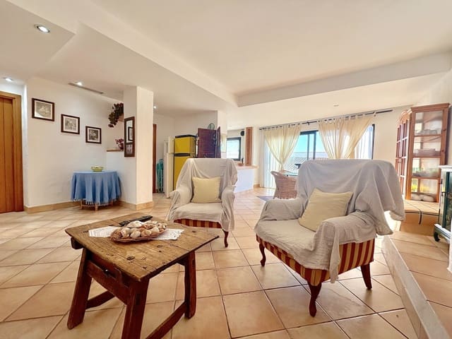 2 sovrum Lägenhet till salu i Puerto Banus, Marbella - 819 000 € (Ref: 10098316)