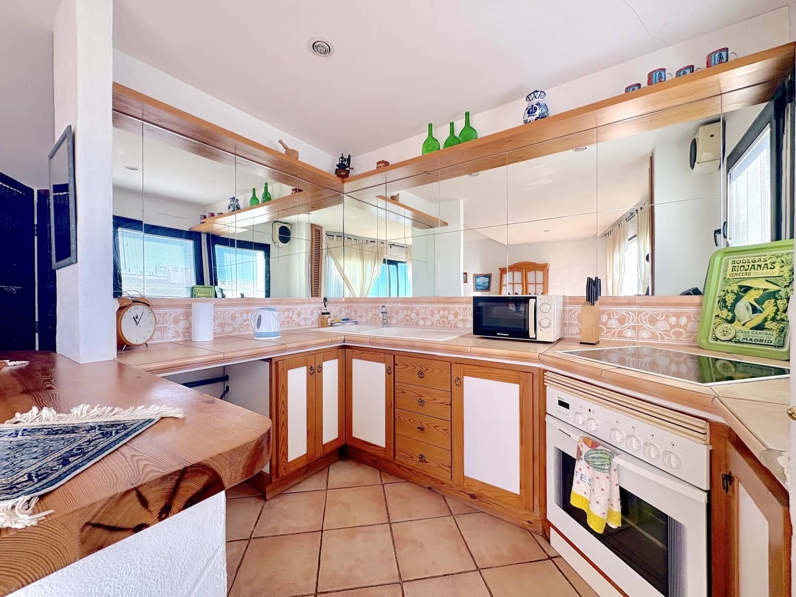 2 sovrum Lägenhet till salu i Puerto Banus - 819 000 € (Ref: 10098316)