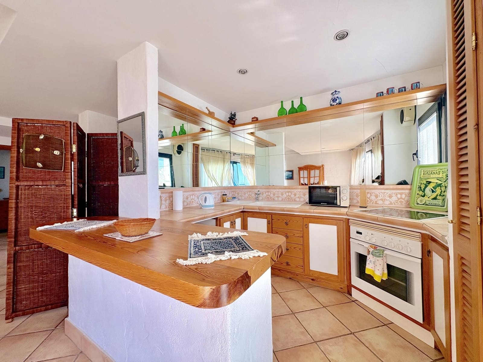 2 sovrum Lägenhet till salu i Puerto Banus - 819 000 € (Ref: 10098316)