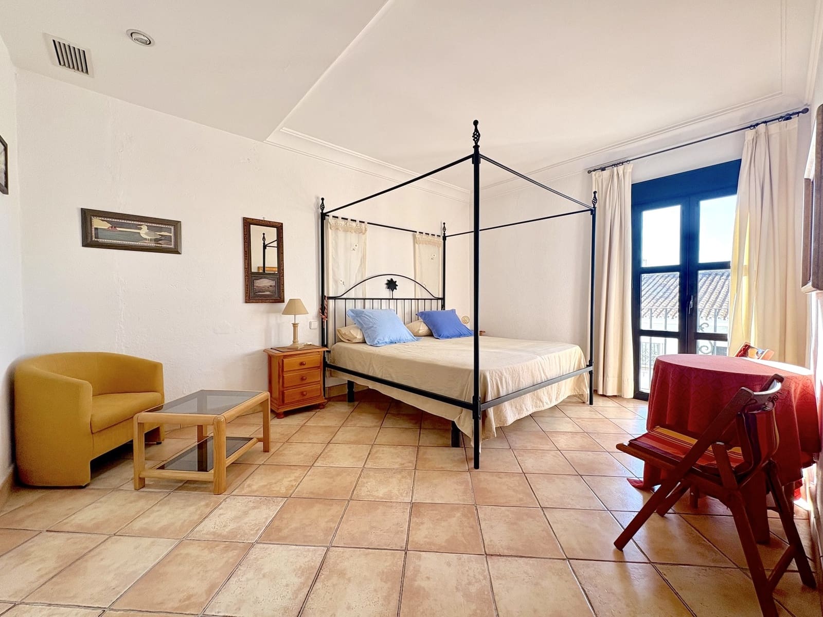 2 sovrum Lägenhet till salu i Puerto Banus - 819 000 € (Ref: 10098316)